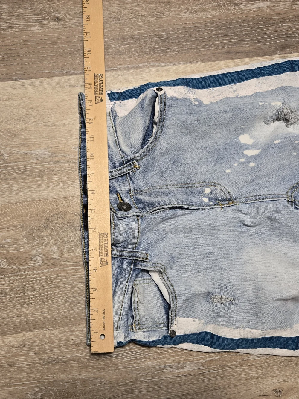 ZCL skinny fit blue distressed denim jeans featuring white paint 32x32